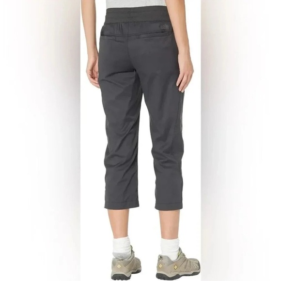 The North Face Women’s Aphrodite Motion Capri XL,XXL Size NWT - Picture 4 of 4